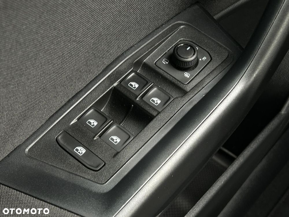 Volkswagen T-Roc 1.5 TSI Life Plus DSG - 19
