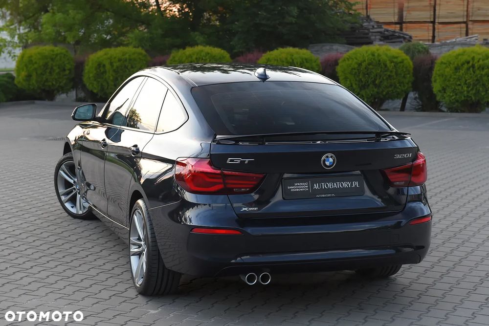 BMW 3GT 320i GPF xDrive Luxury Line - 23