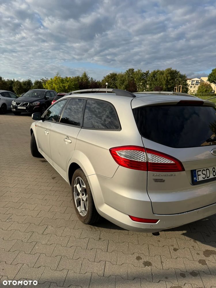 Ford Mondeo - 13