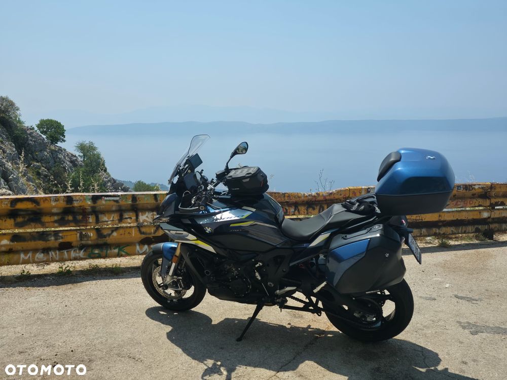 BMW XR - 5