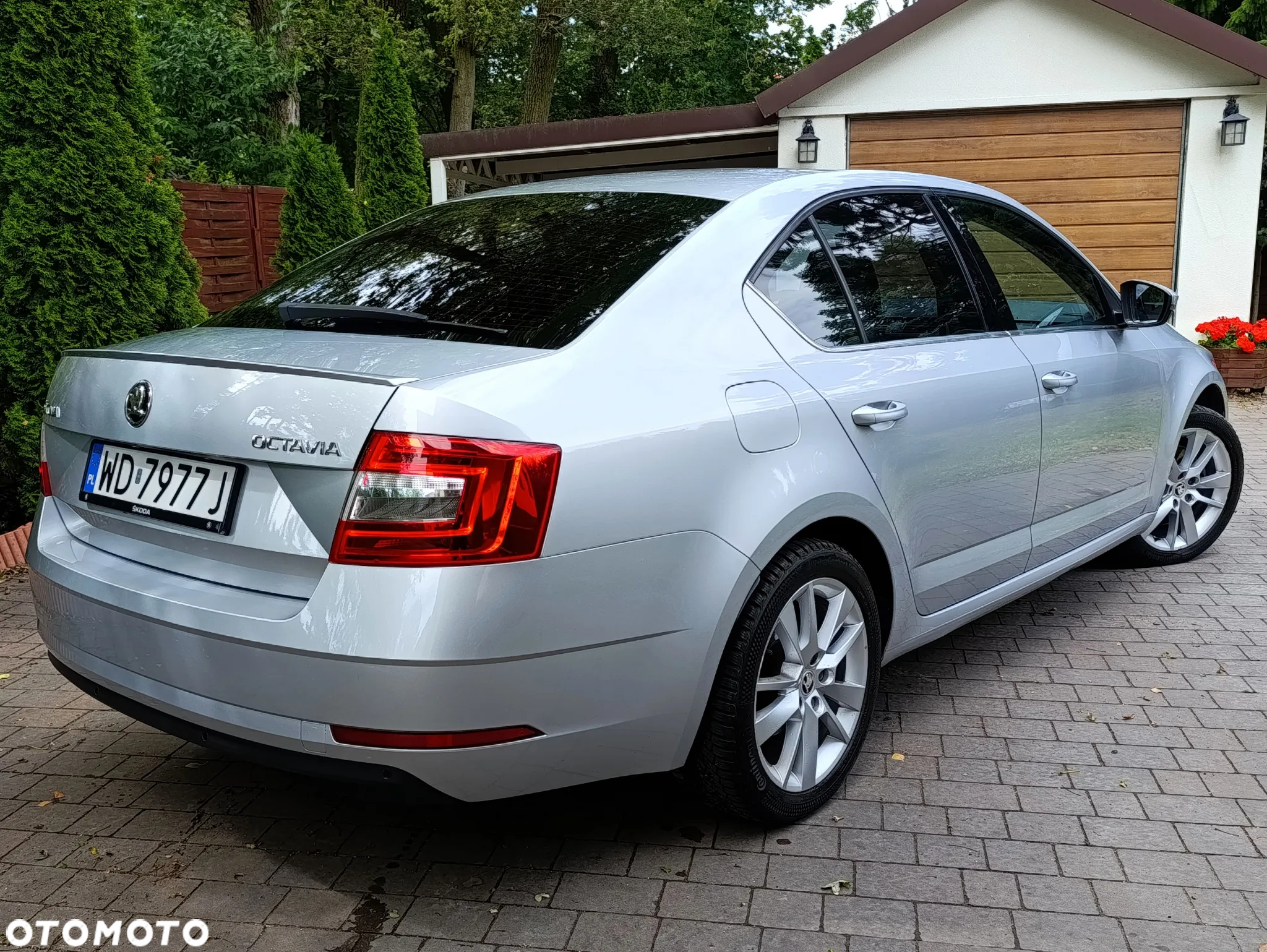 Skoda Octavia 1.8 TSI Style DSG - 5