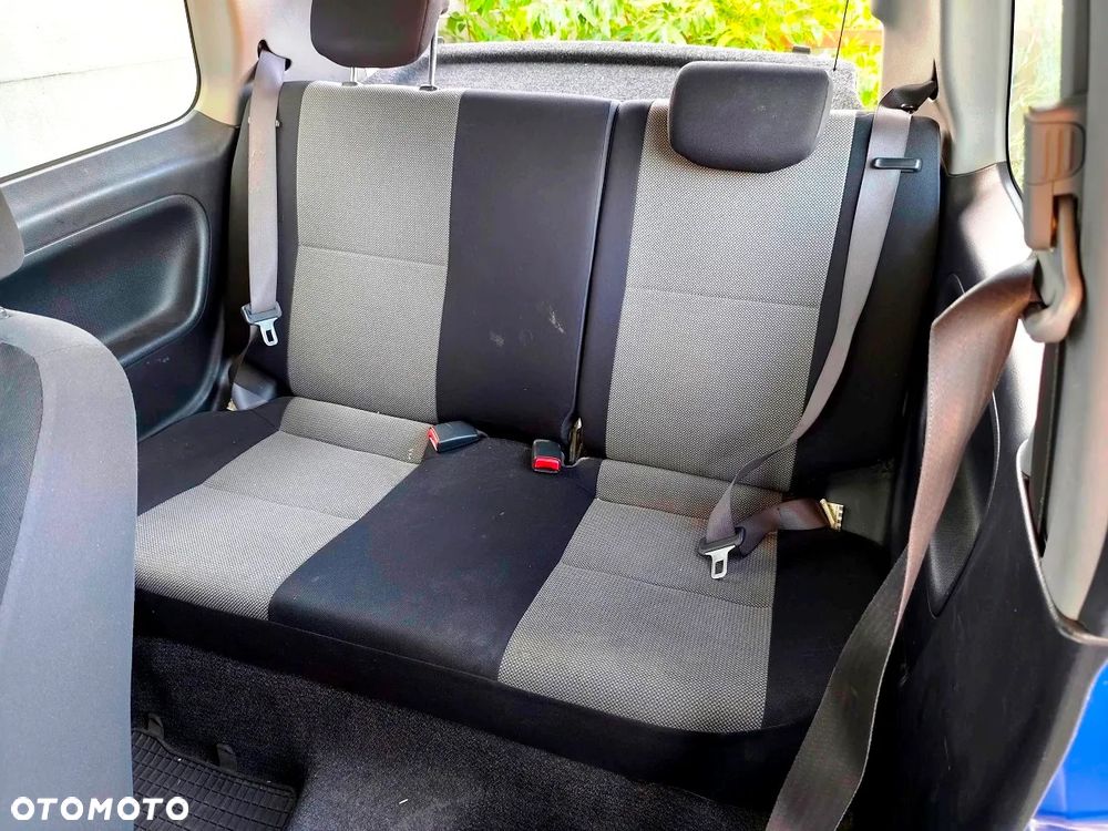 Daihatsu Cuore - 10