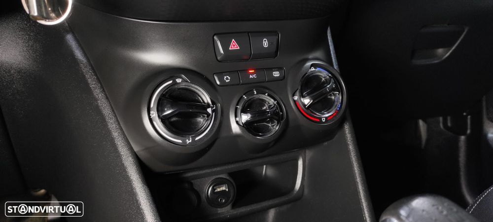 Peugeot 208 1.6 BlueHDi Style - 31