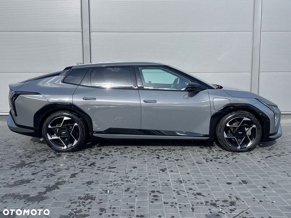 Kia EV4 81.4kWh GT-Line - 7