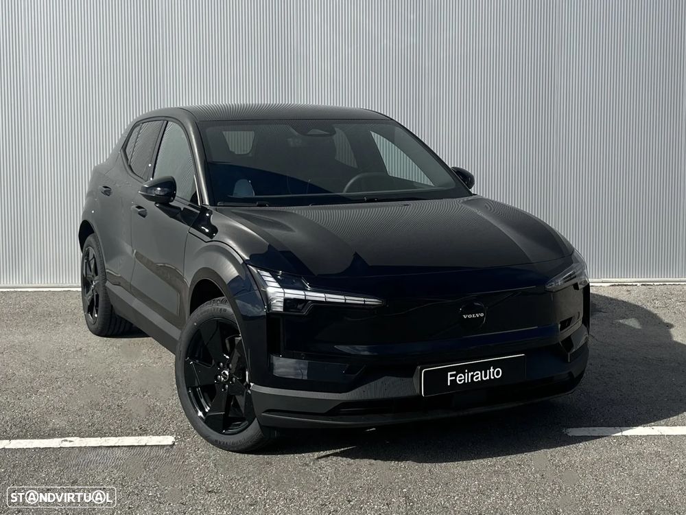 Volvo EX30 69 kWh Single Motor Extended Range Black Edition - 4