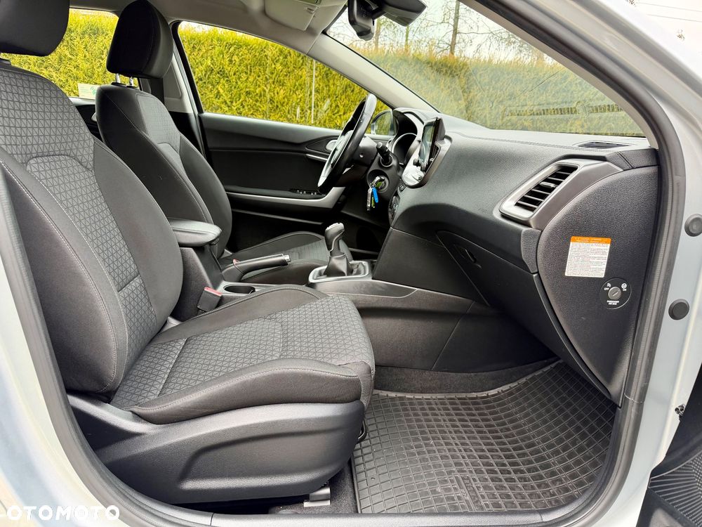 Kia Ceed 1.6 CRDi SCR M - 14