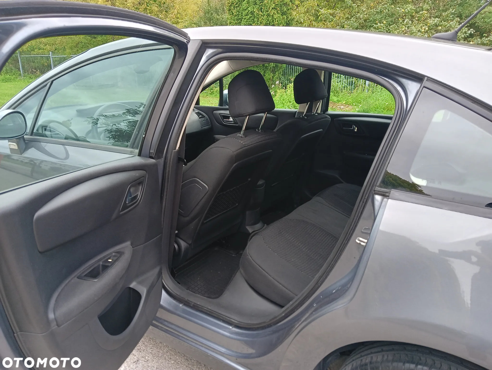 Citroën C4 1.6 HDi Impress - 15