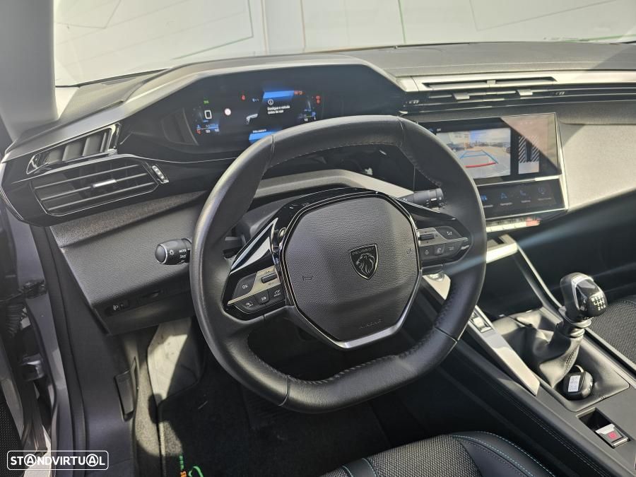 Peugeot 308 1.2 PureTech Allure - 22