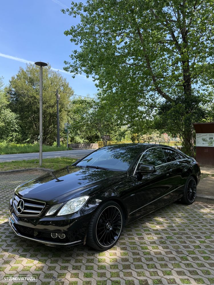 Mercedes-Benz E 220 - 1