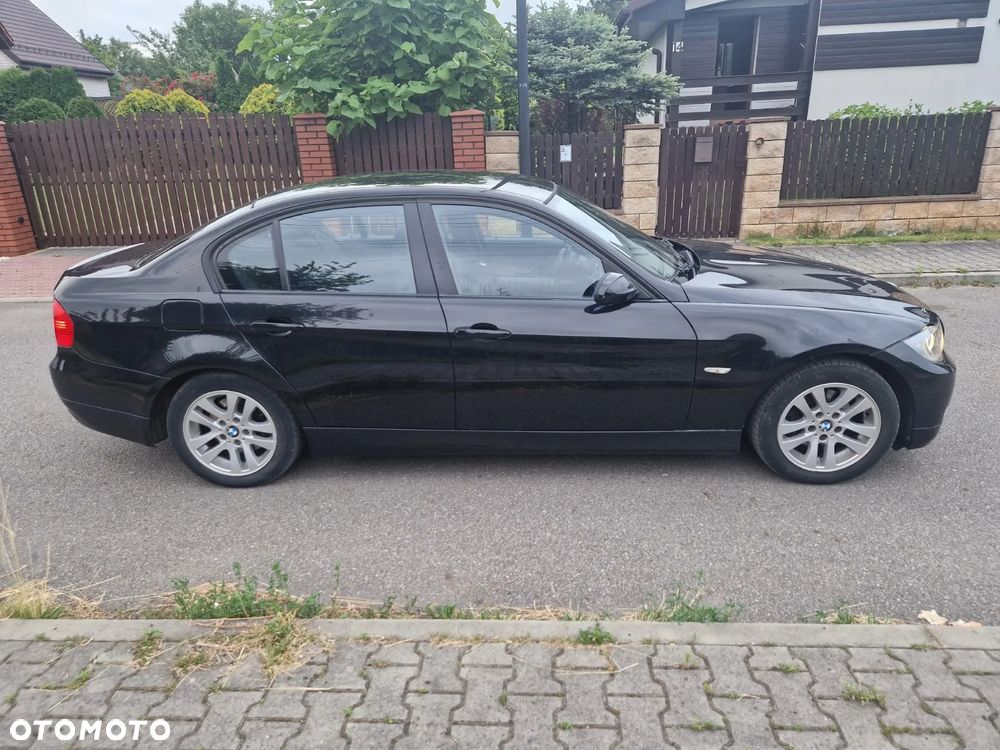 BMW Seria 3 318i Edition Lifestyle - 4