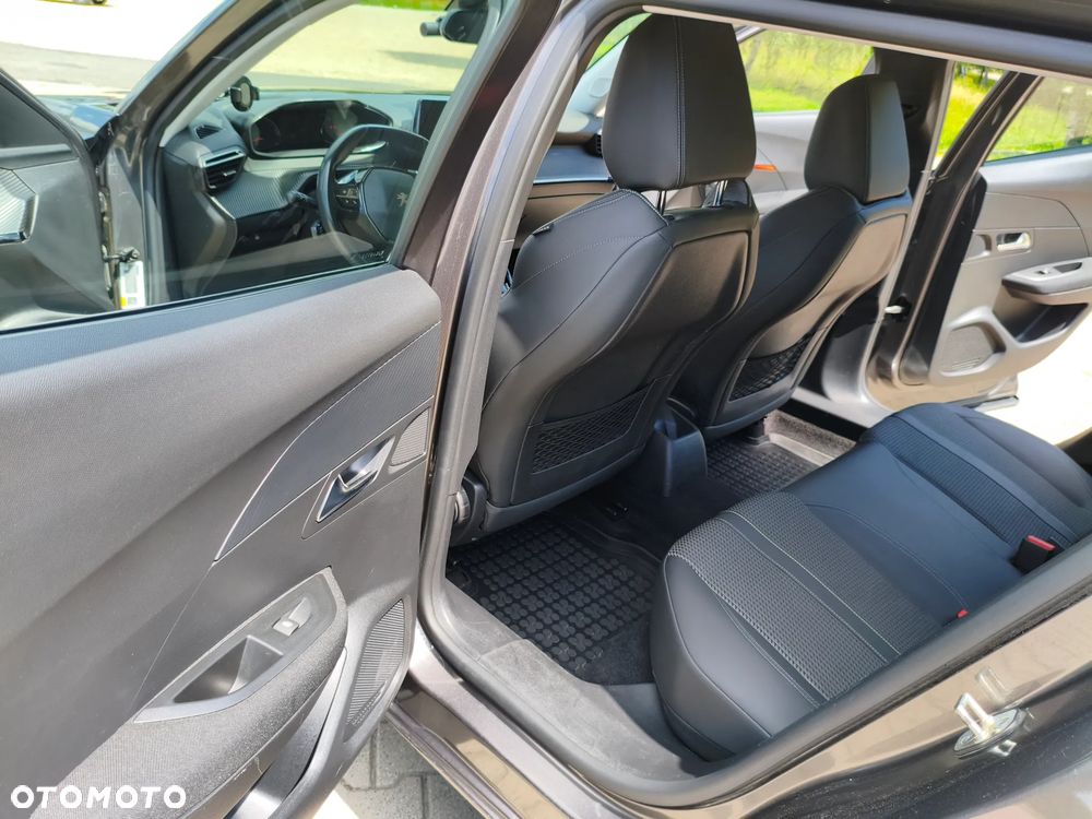 Peugeot 2008 1.5 BlueHDi Allure Pack S&S EAT8 - 11