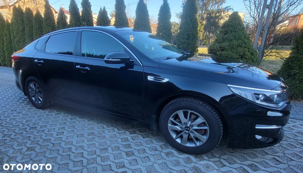 Kia Optima 2.0 M - 1
