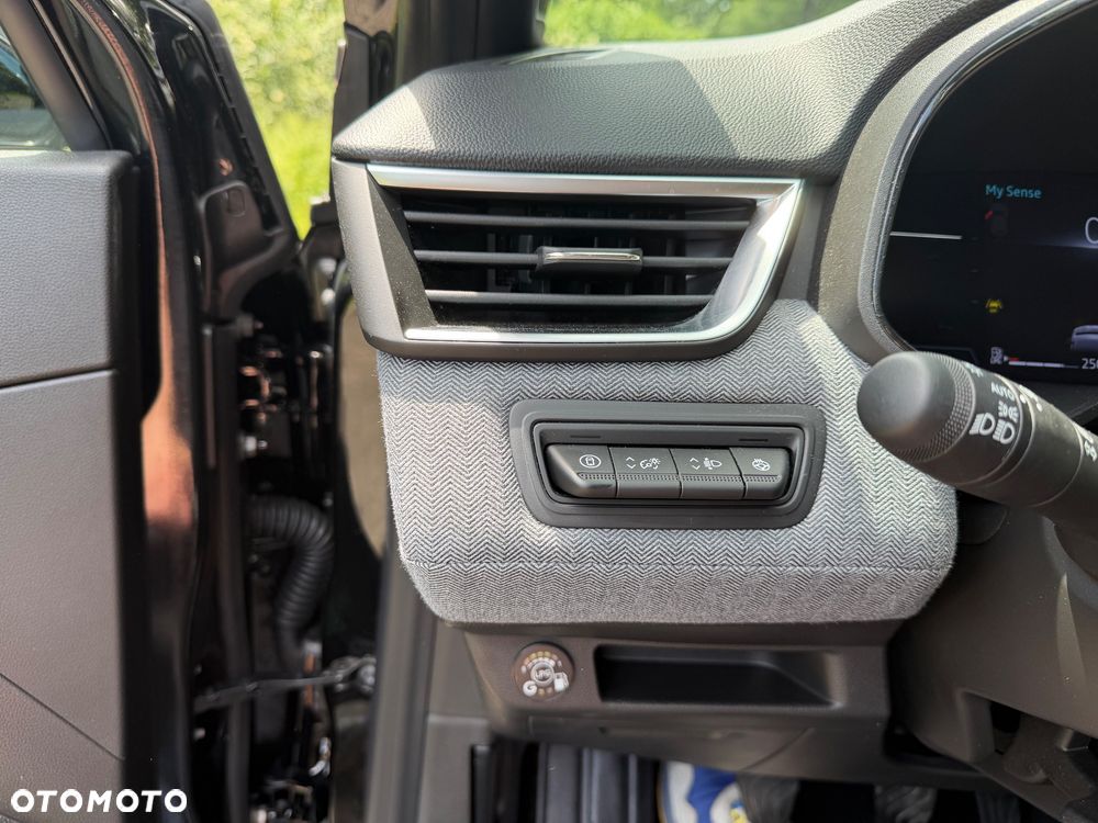 Renault Clio 1.0 TCe Techno - 10