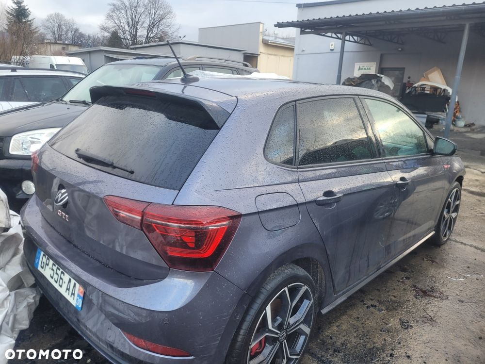 Volkswagen Polo - 5