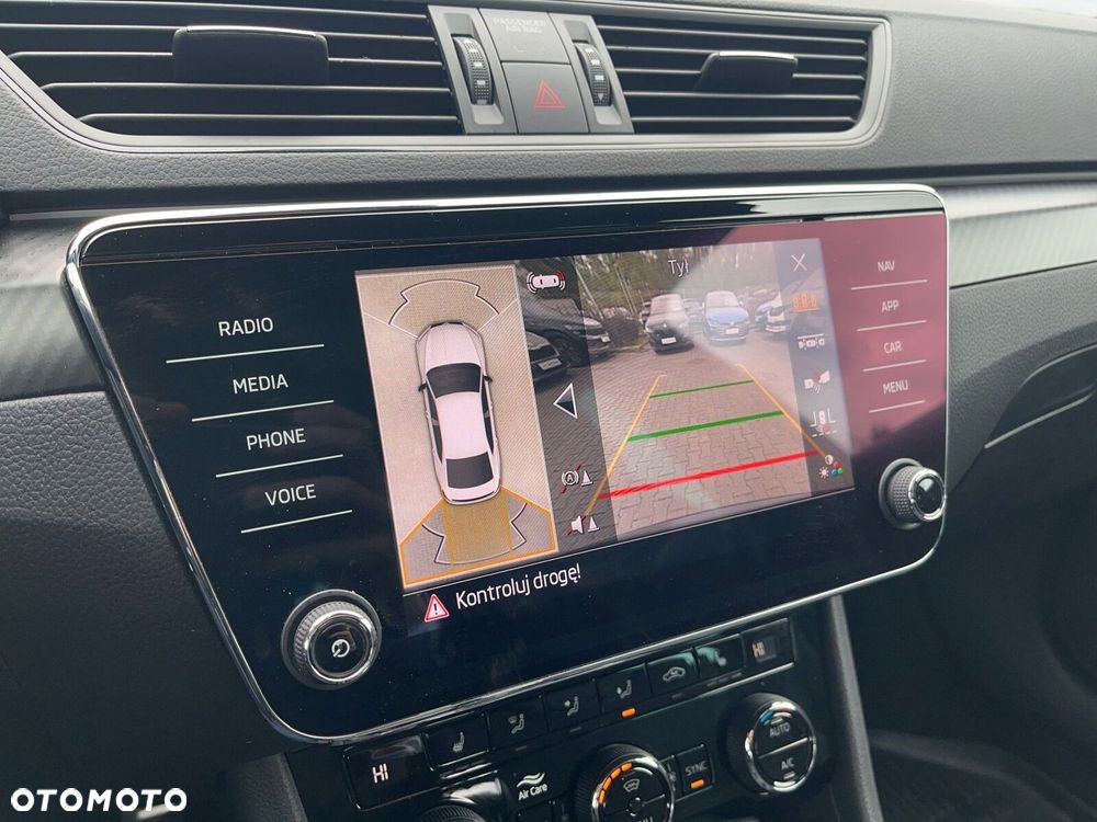 Skoda Superb 2.0 TSI Sportline DSG - 25