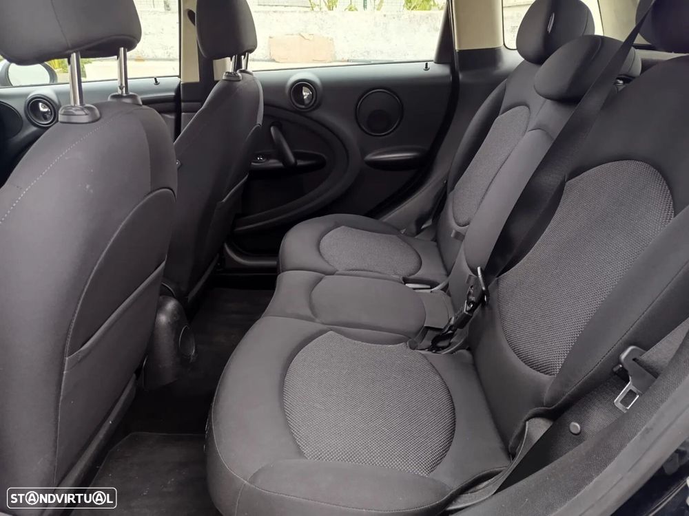 MINI Countryman Cooper D Aut. - 11