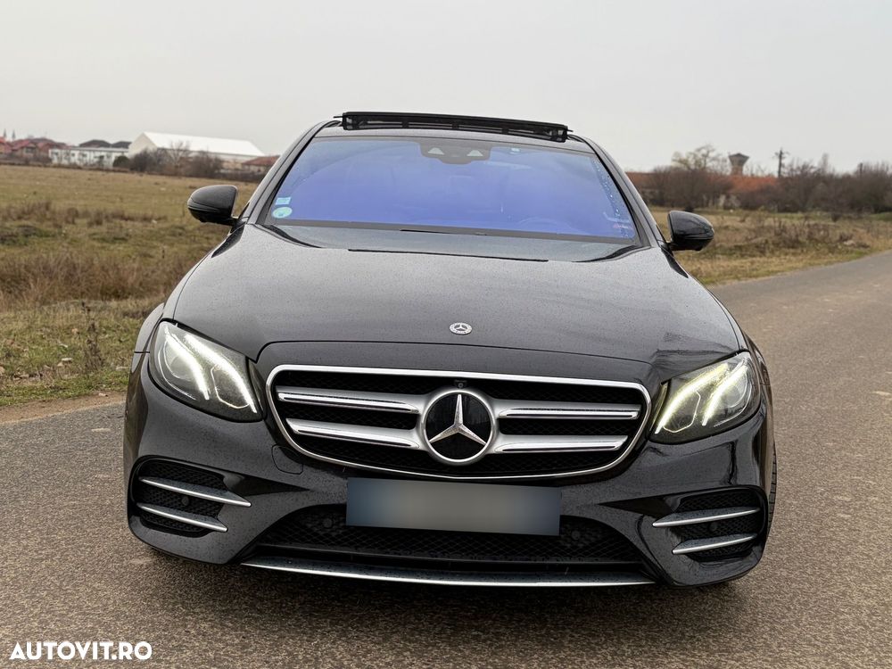 Mercedes-Benz E 220 d T 9G-TRONIC AMG Line - 3