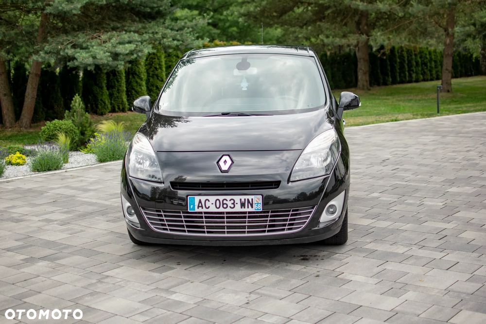 Renault Grand Scenic - 9