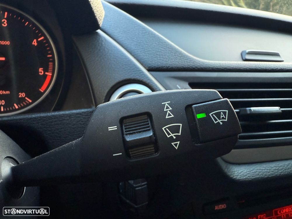 BMW X1 18 d sDrive - 16