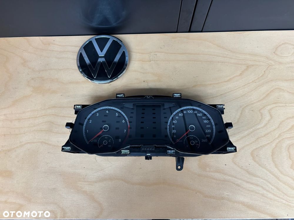 Vw T-ROC licznik zegar 2GA920740C - 1