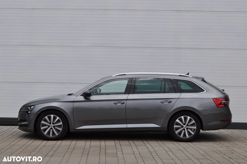 Skoda Superb 2.0 TDI DSG Style - 2
