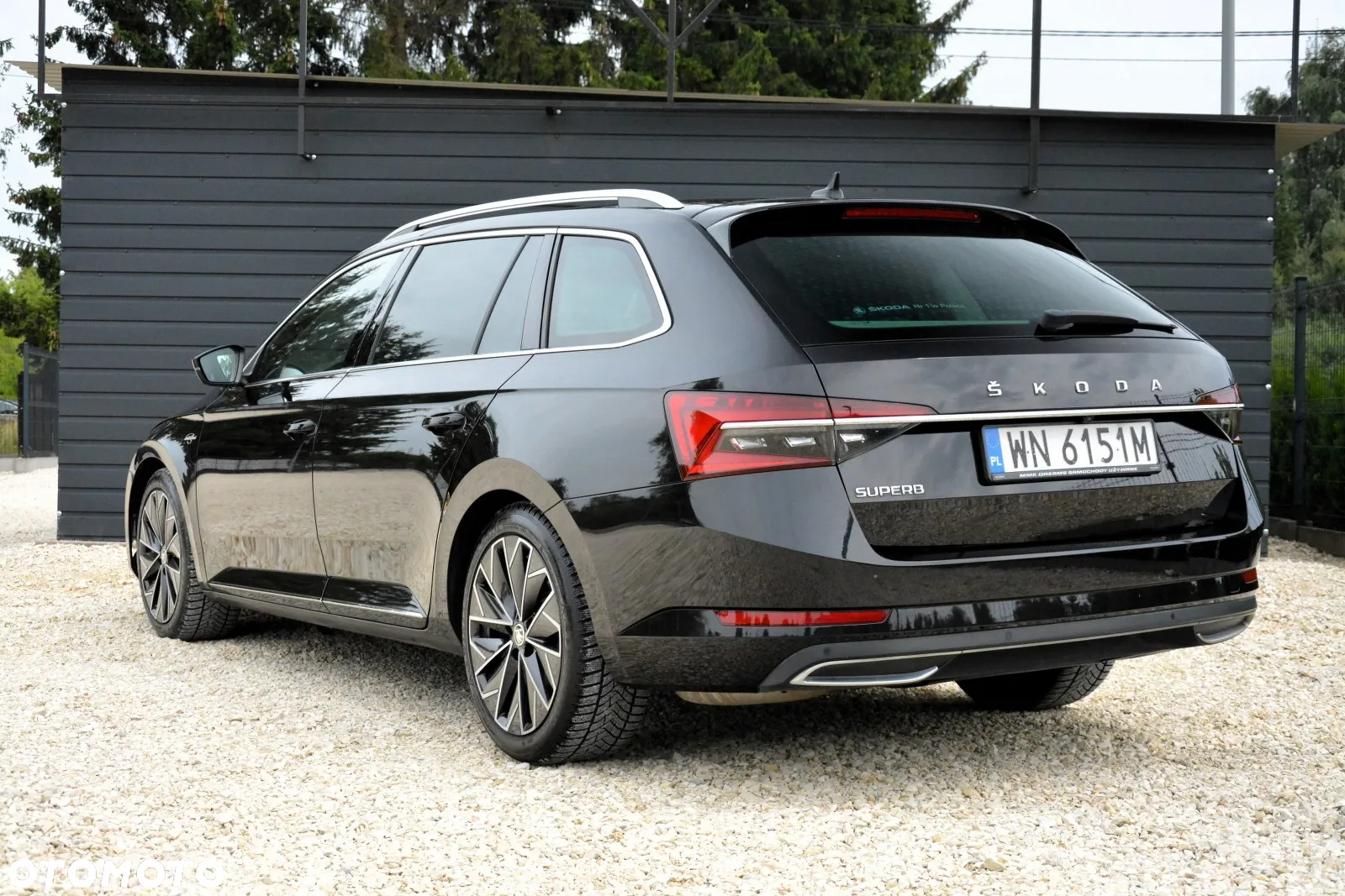 Skoda Superb 2.0 TDI SCR L&K DSG - 5