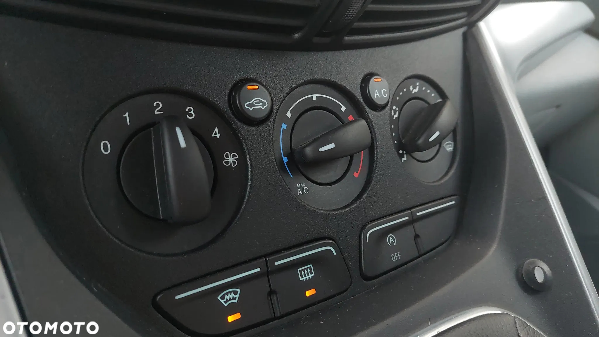 Ford C-MAX 1.6 EcoBoost Trend ASS - 25