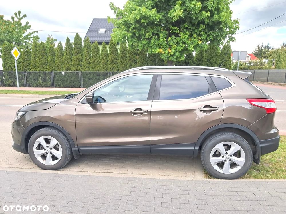 Nissan Qashqai 1.6 DCi TEKNA - 18