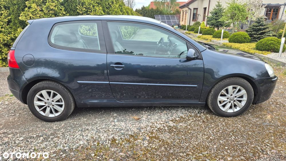 Volkswagen Golf 1.9 TDI 4Motion Sportline - 4