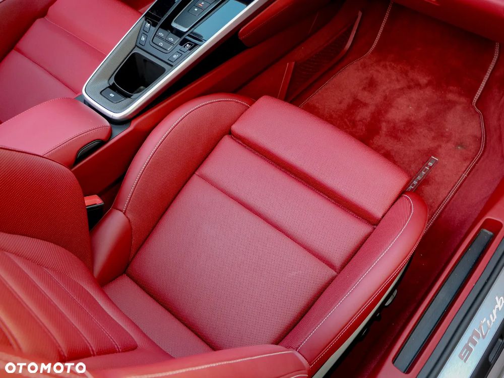Porsche 911 Turbo S - 39