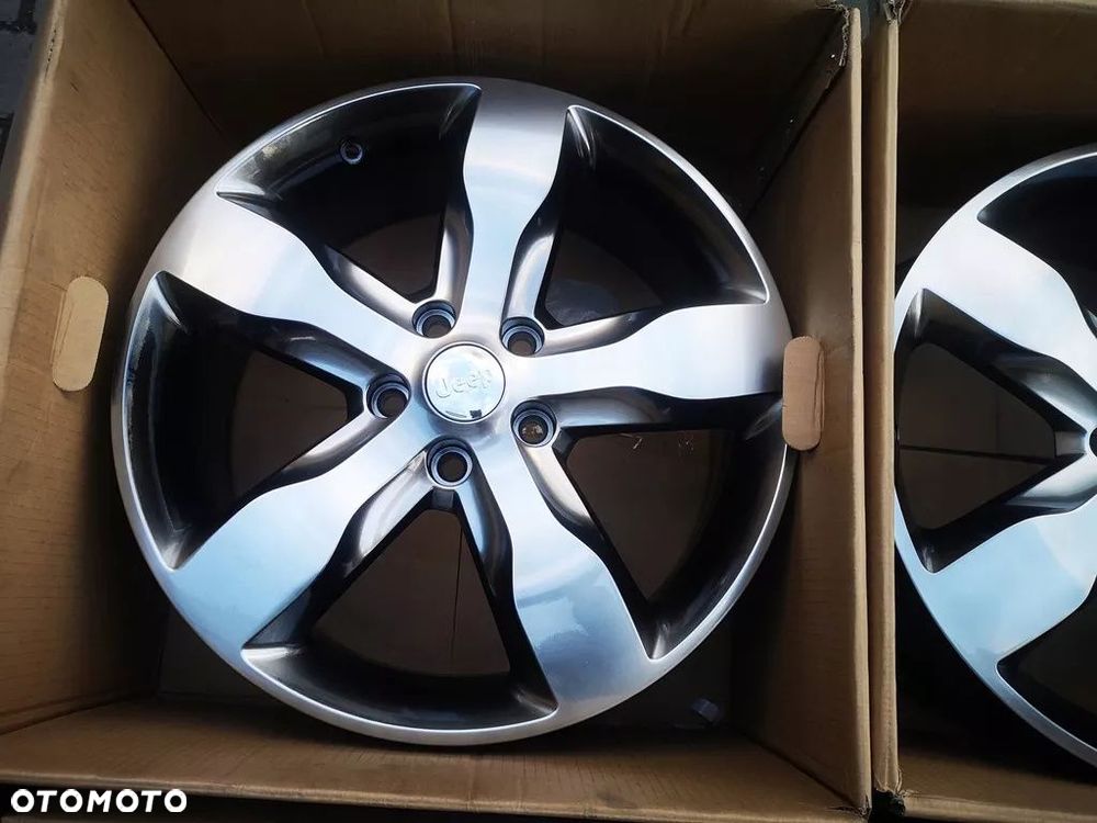 JEEP GRAND CHEEROKE 20'' OEM CHROM SHADOW - 7