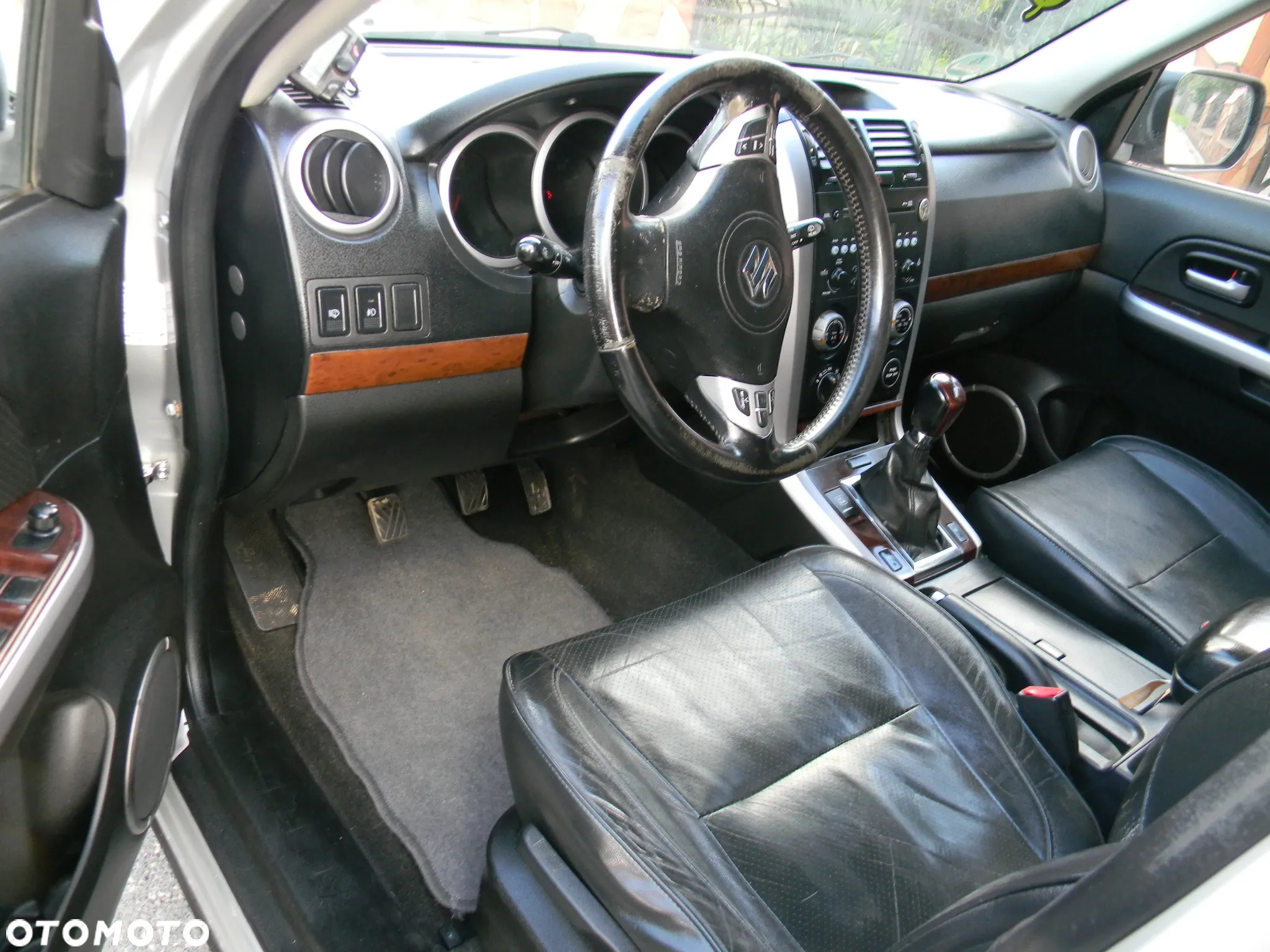 Suzuki Grand Vitara 1.9 DDiS - 4