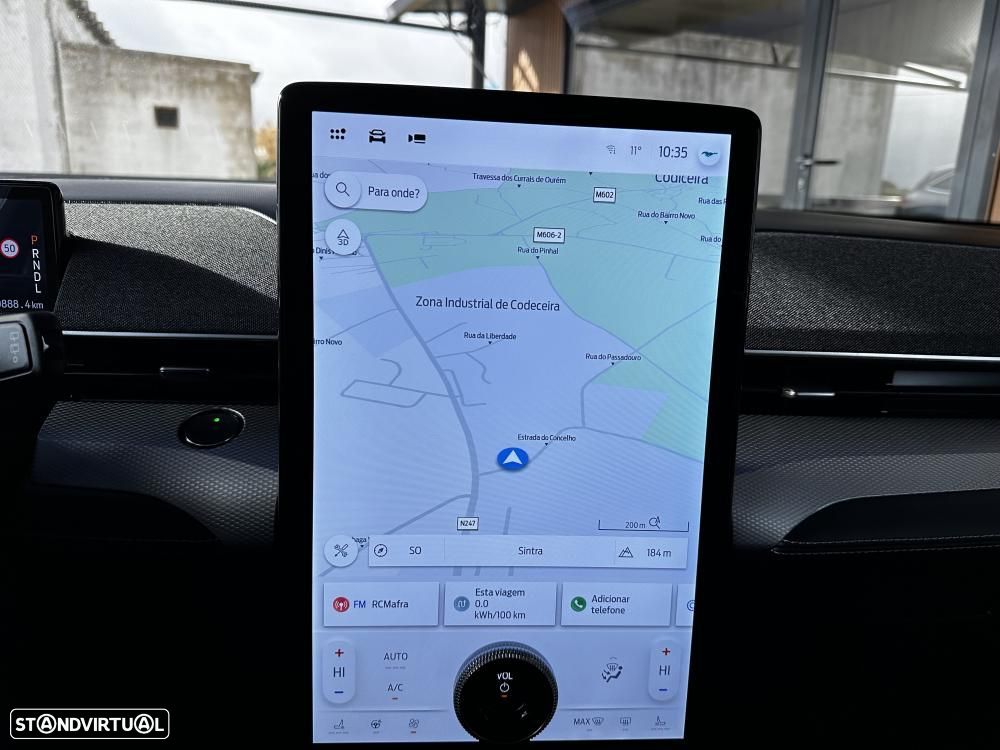 Ford Mustang Mach-E Standard - 34