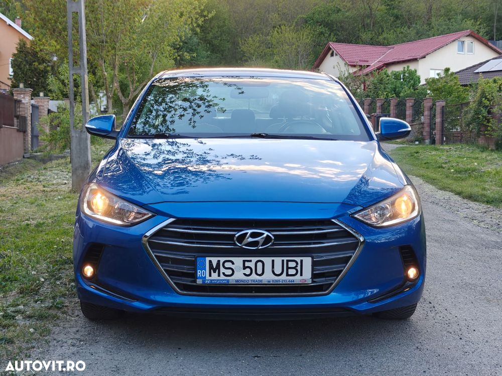 Hyundai Elantra 1.6 MPi Exclusive - 2