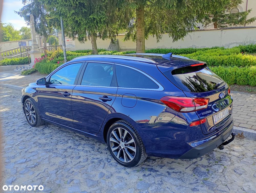 Hyundai i30 1.6 CRDI Premium - 4