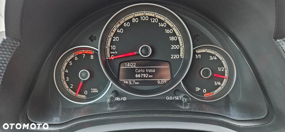 Volkswagen up! 1.0 take - 3