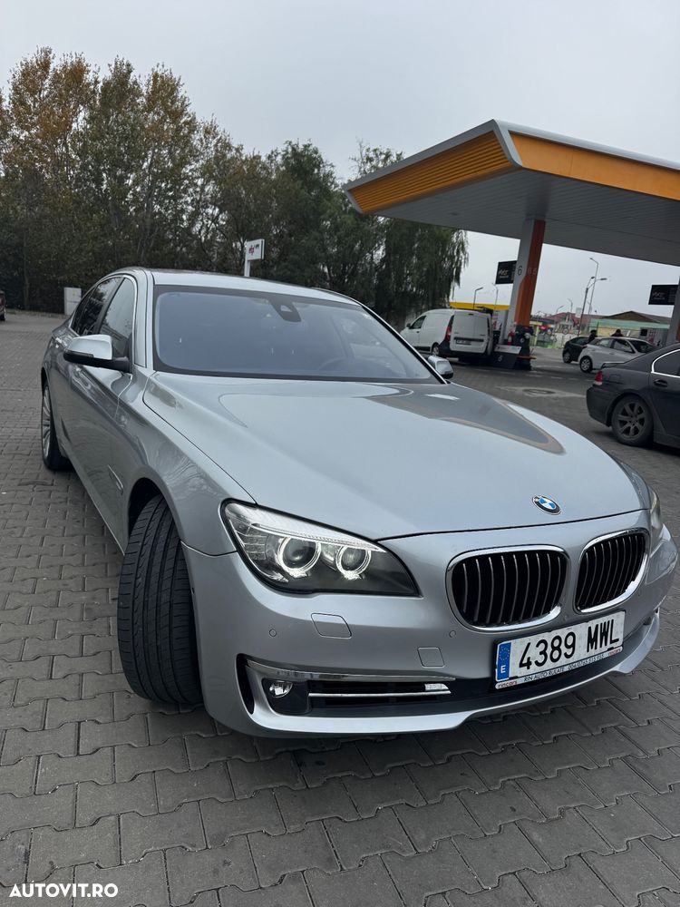 BMW Seria 7 740d xDrive - 2
