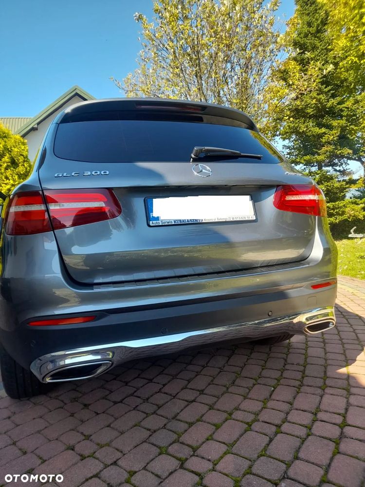 Mercedes-Benz GLC 300 4-Matic - 11