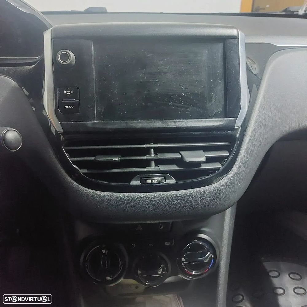 Peugeot 208 1.4 HDi Active - 11