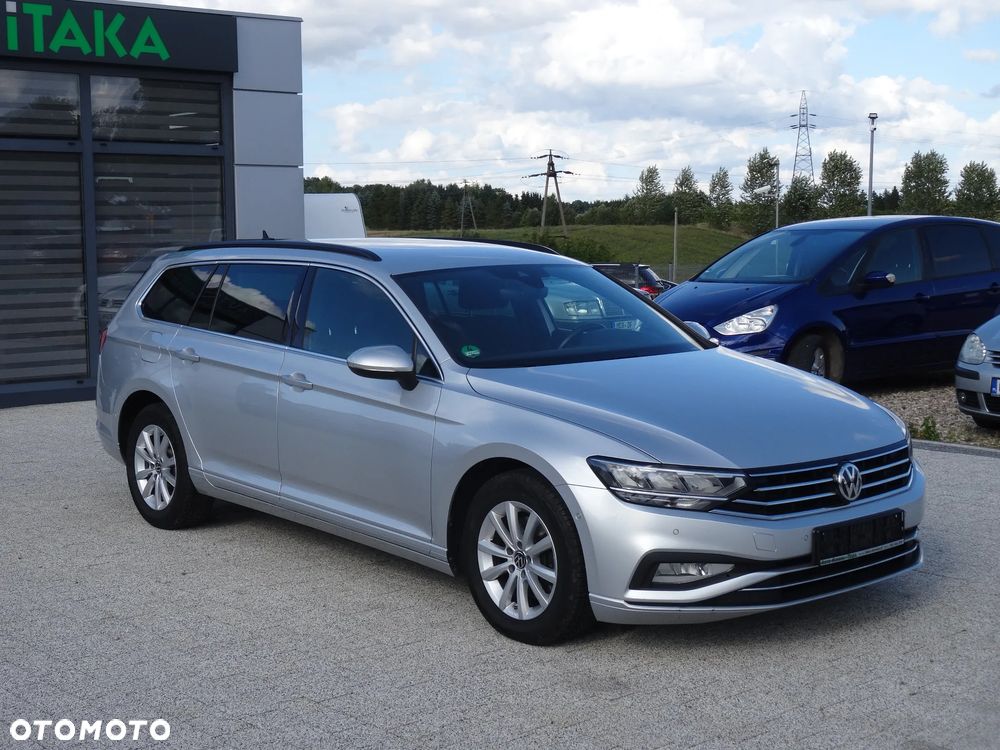 Volkswagen Passat 2.0 TDI SCR DSG Elegance - 1