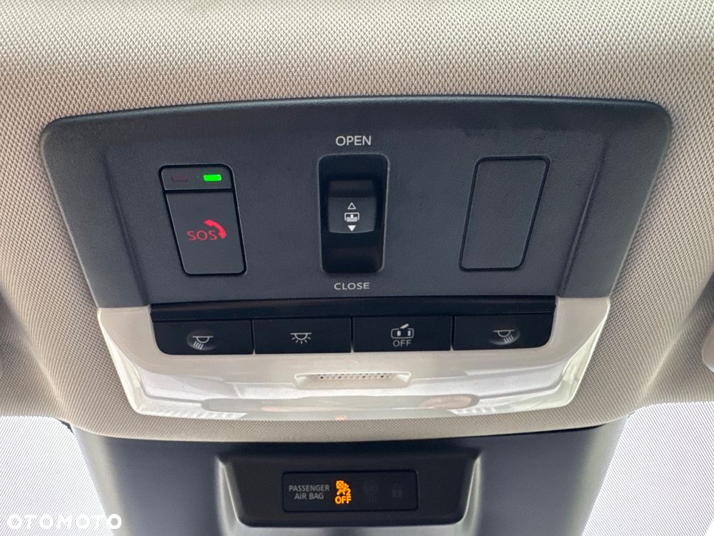 Nissan Qashqai 1.3 DIG-T N-Connecta DCT - 36