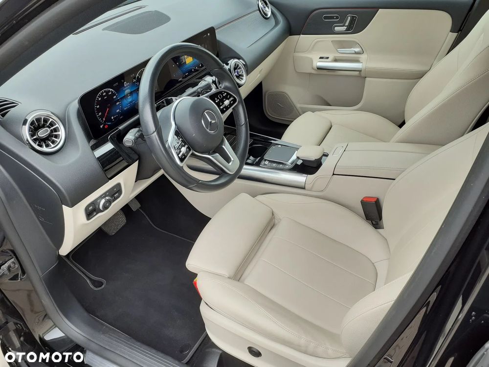 Mercedes-Benz GLA 200 mHEV AMG Line 7G-DCT - 1