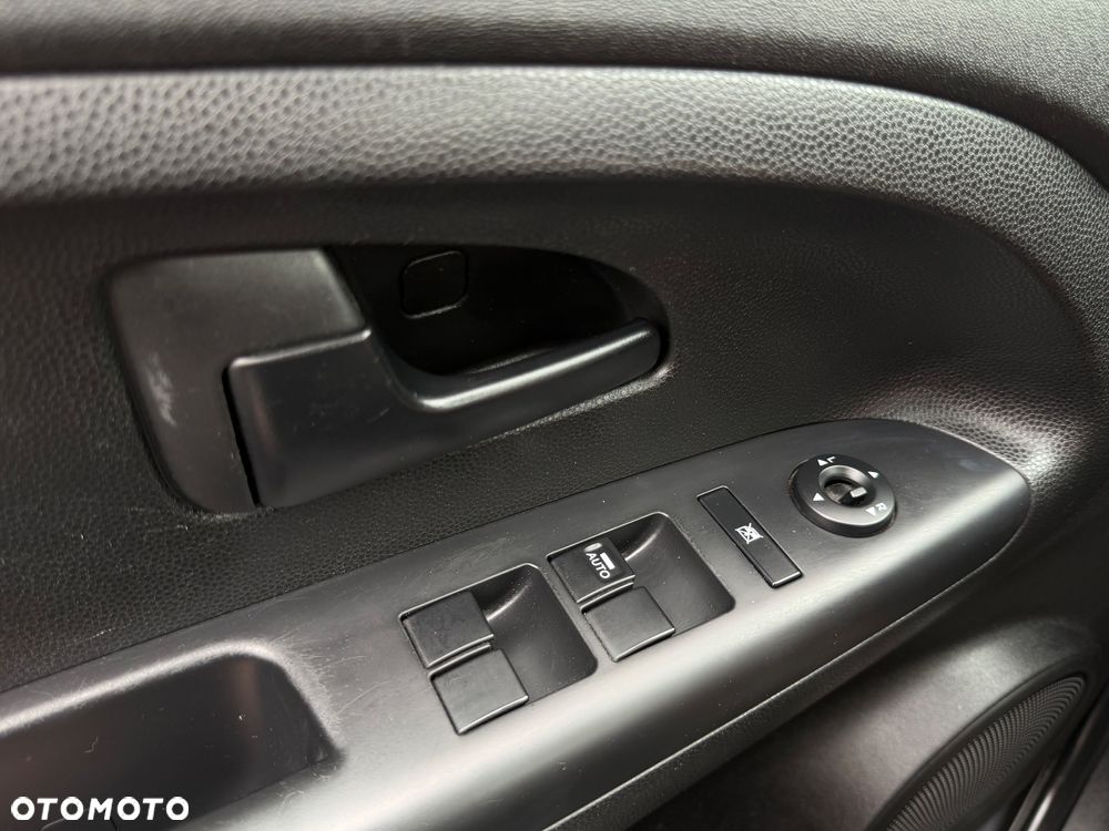 Kia Venga 1.6 L - 29
