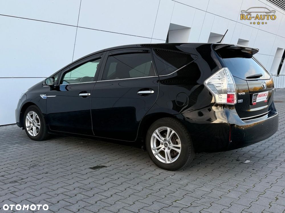 Toyota Prius+ - 12
