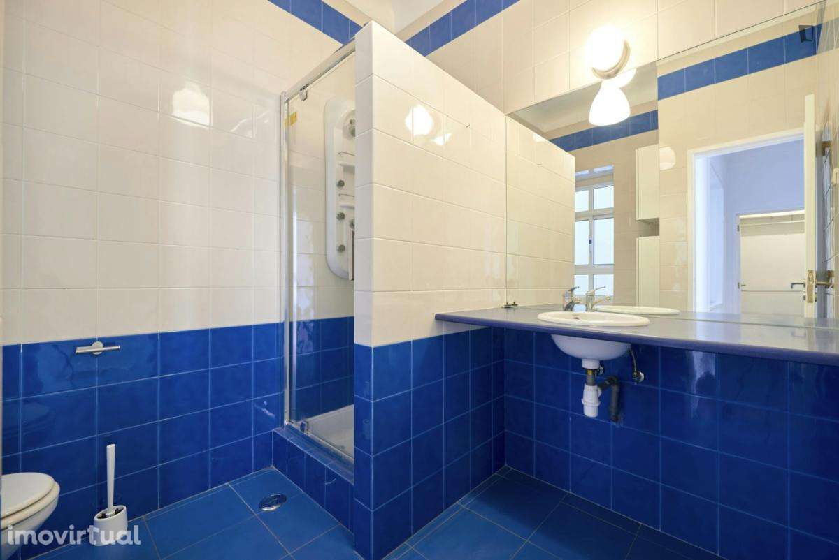 Quarto - localizado em Roma-Areeiro Lisbon - Grande imagem: 2/24