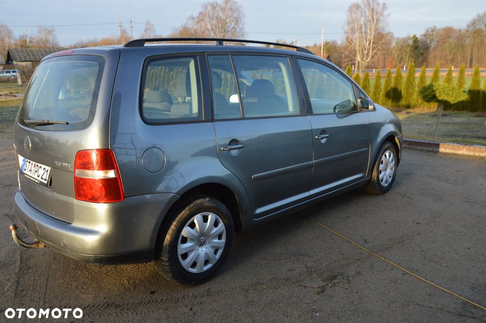 Volkswagen Touran 2.0 TDI Trendline - 3