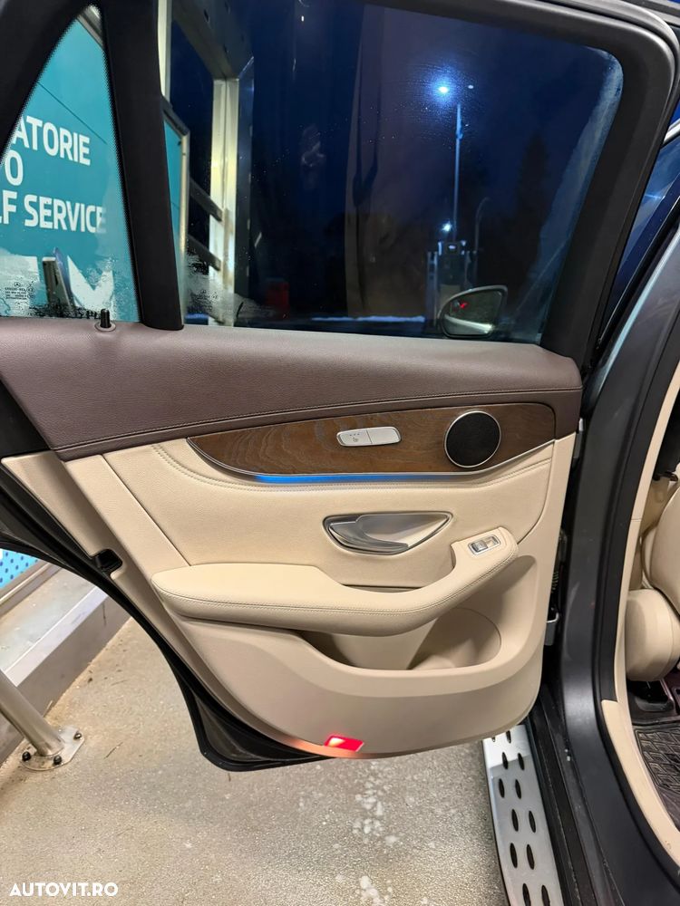 Mercedes-Benz GLC - 8