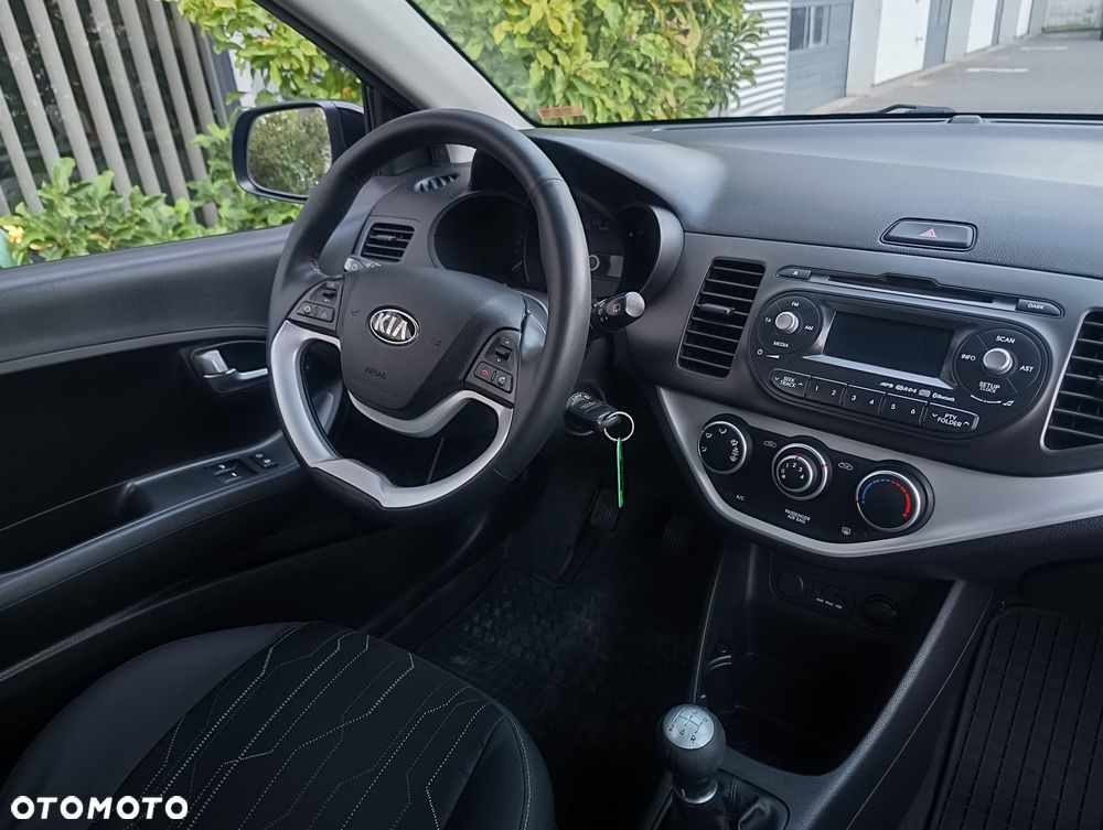 Kia Picanto 1.0 Dream Team Edition - 9