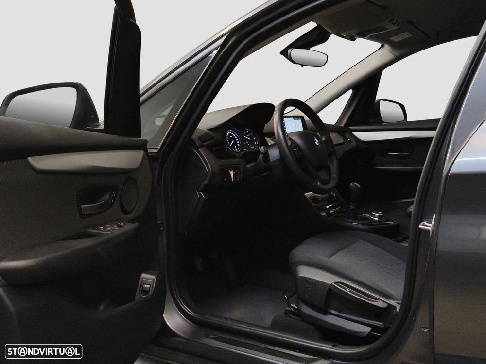 BMW 216 Active Tourer d Advantage - 12