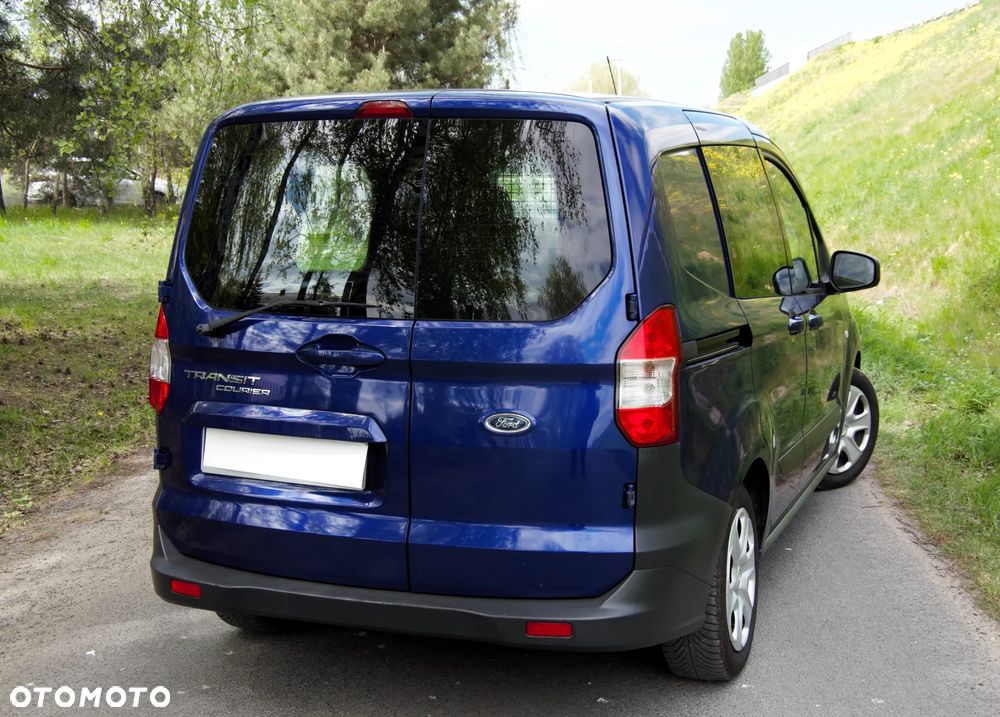 Ford Transit Courier - 6